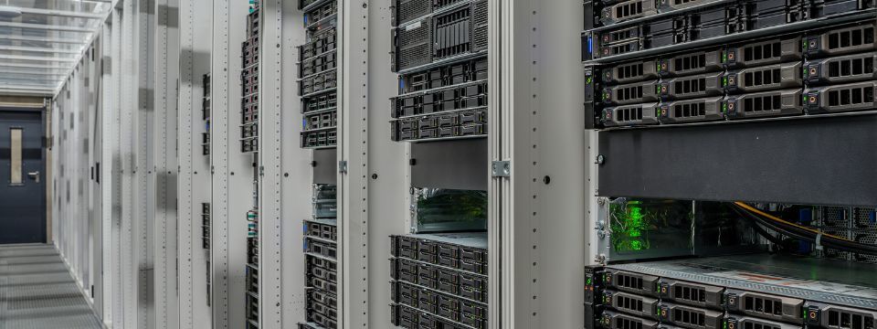Infomaniak Data Centre in Geneva Integrates Trane Heat Pumps for Large-Scale Heat Recovery